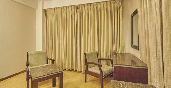 Treebo Trend Hotel Parker Ahmedabad Esterno foto