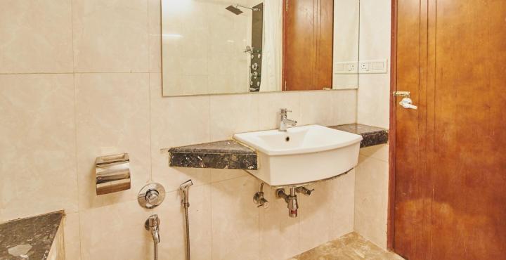Treebo Trend Hotel Parker Ahmedabad Esterno foto